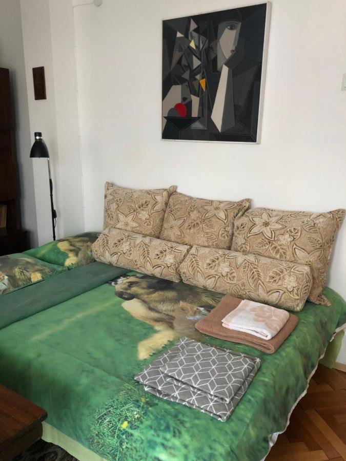 Practico, cómodo y céntrico. Gabrovo Exterior foto